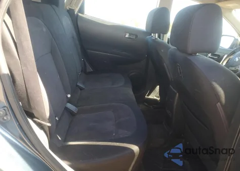 2013 Nissan Rogue S z USA, uszkodzony, nr VIN JN8AS5MV8DW119780